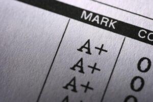 Get good grades có thể giúp bạn mở ra tương lai tươi sáng hơn